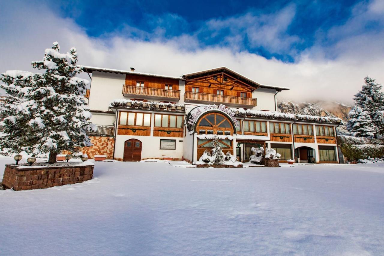 Hotel Montana Fai Della Paganella Esterno foto