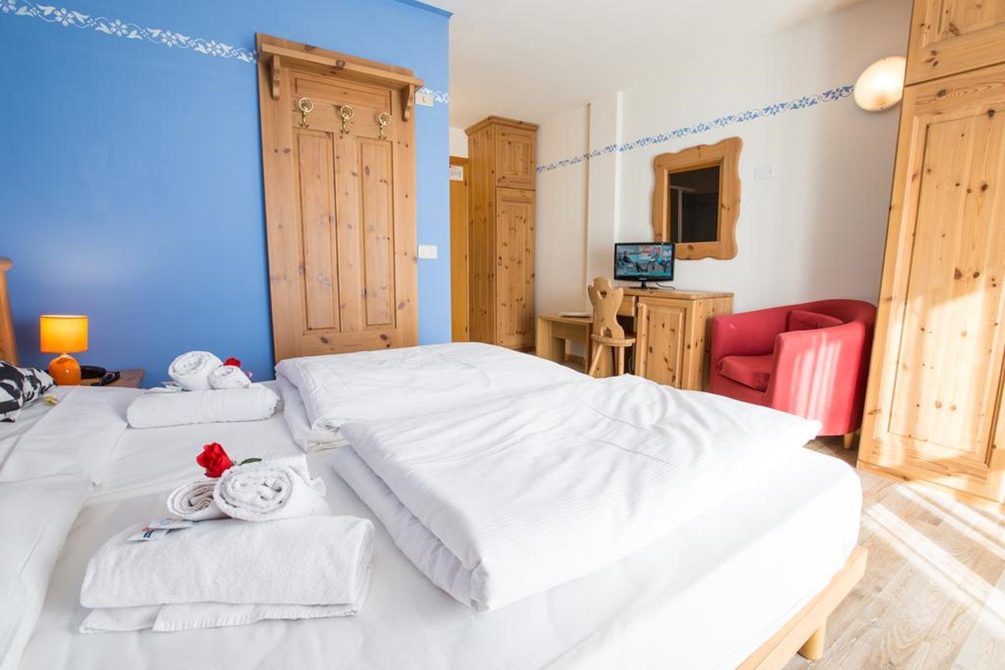 Hotel Montana Fai Della Paganella Esterno foto