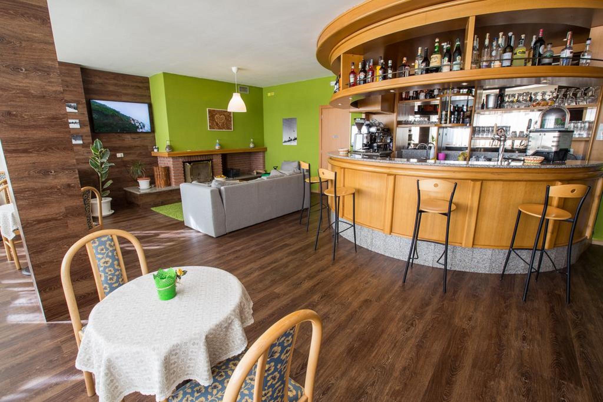 Hotel Montana Fai Della Paganella Esterno foto
