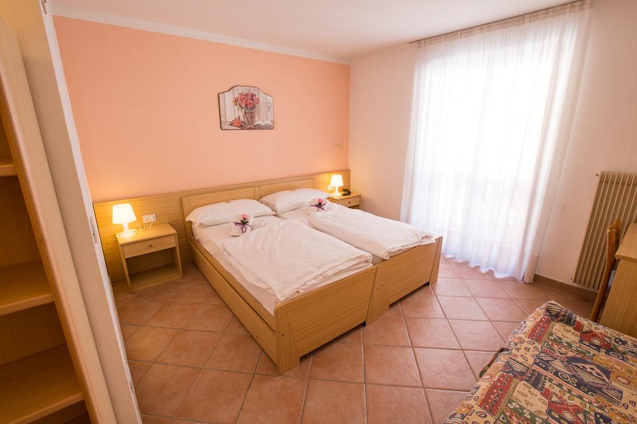 Hotel Montana Fai Della Paganella Esterno foto