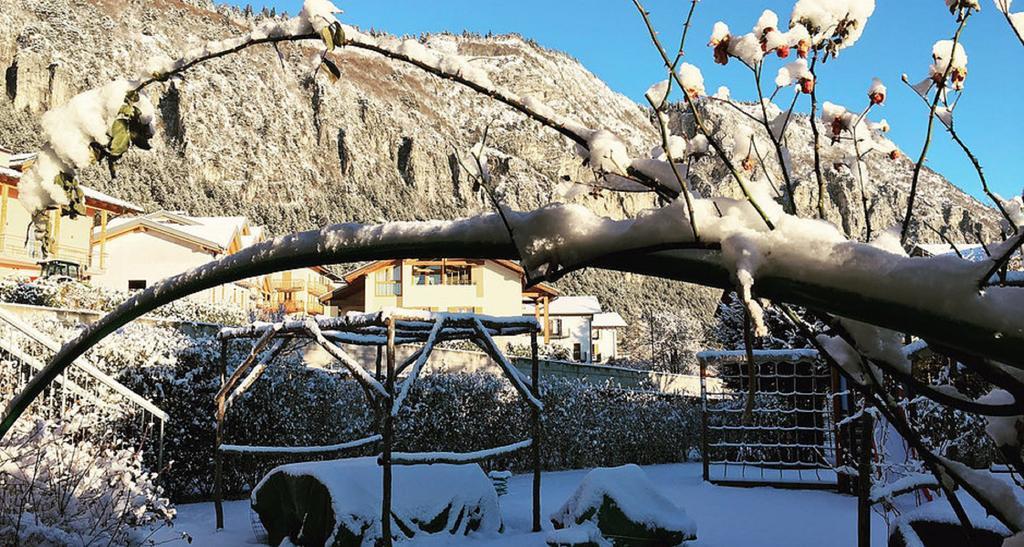 Hotel Montana Fai Della Paganella Esterno foto