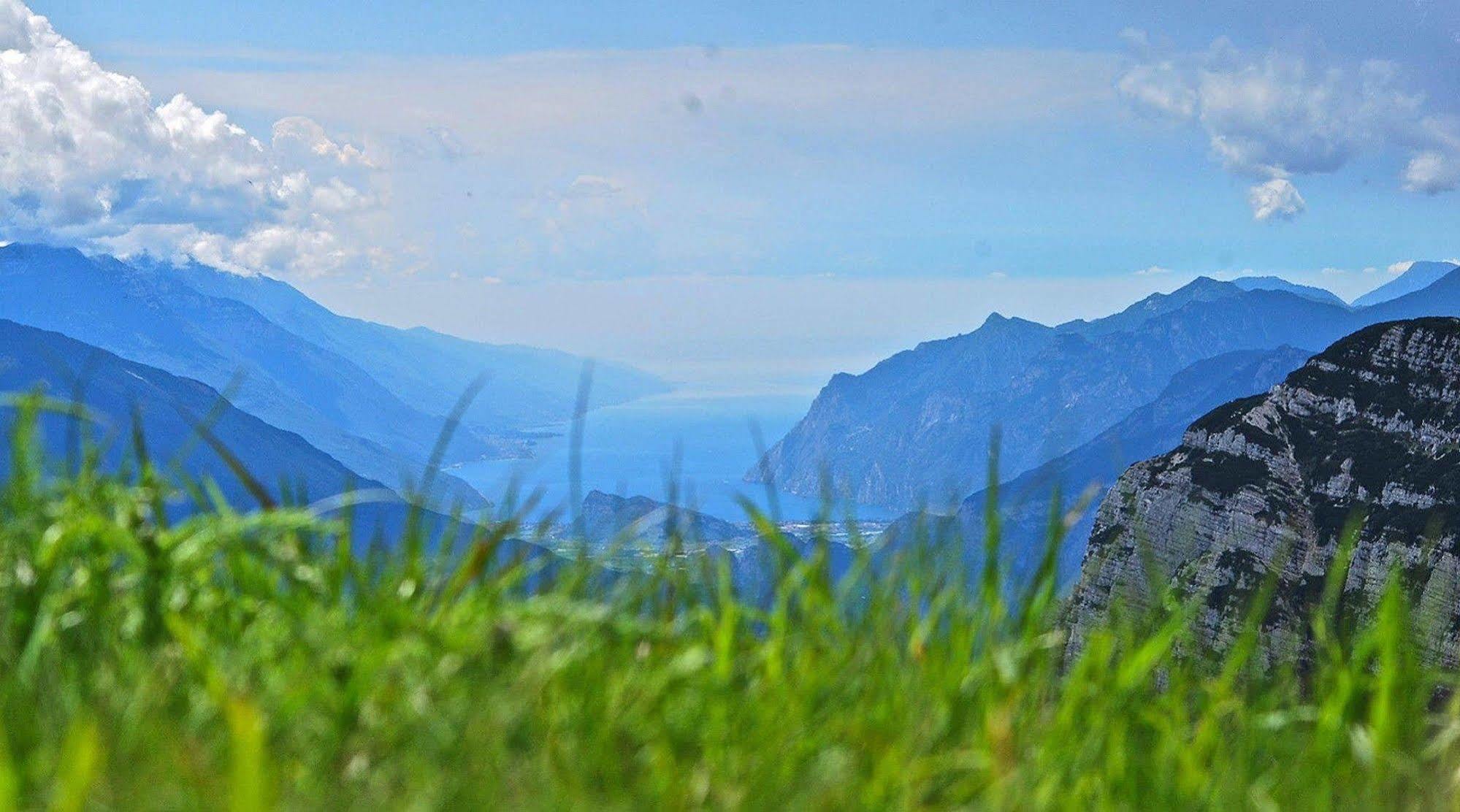 Hotel Montana Fai Della Paganella Esterno foto