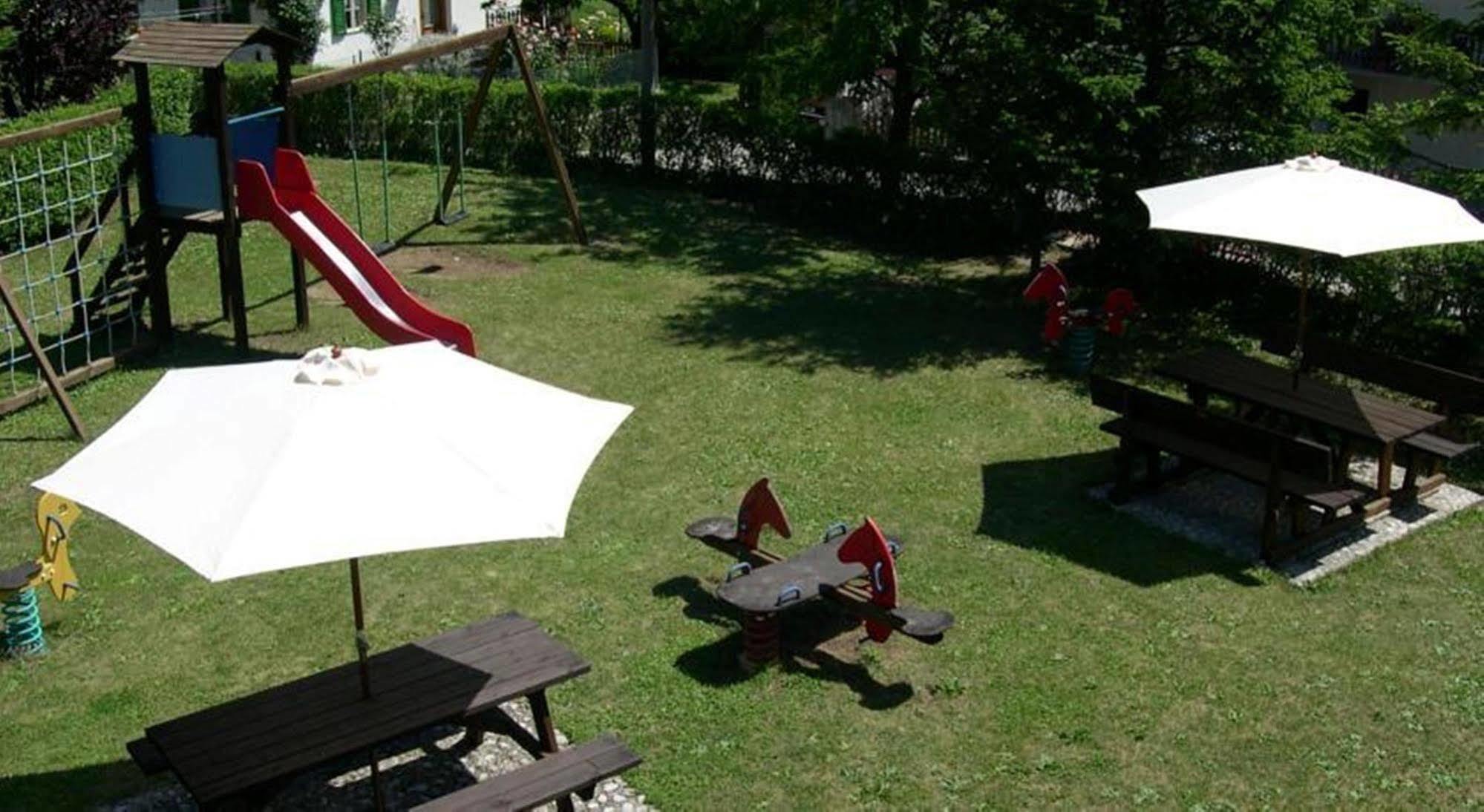 Hotel Montana Fai Della Paganella Esterno foto